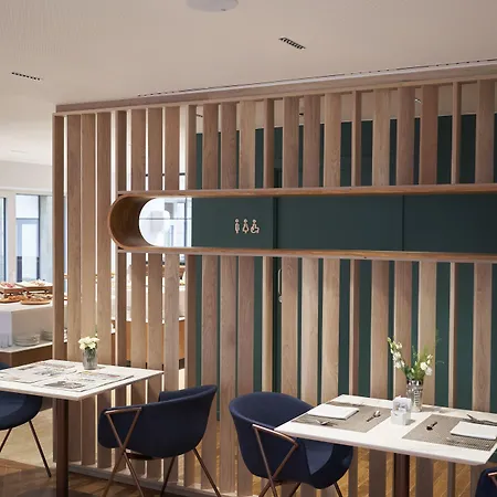 Lasala Plaza - Adults Only