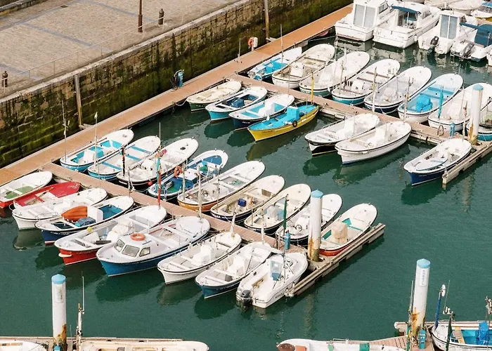 Lasala Plaza - Adults Only