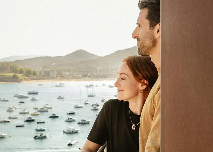 Отель Lasala Plaza - Adults Only