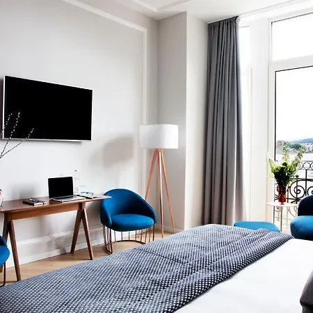 Lasala Plaza - Adults Only 4*