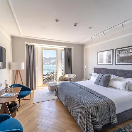 فندق Lasala Plaza - Adults Only