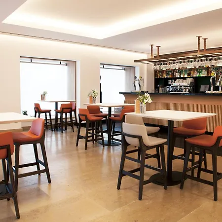 Lasala Plaza - Adults Only