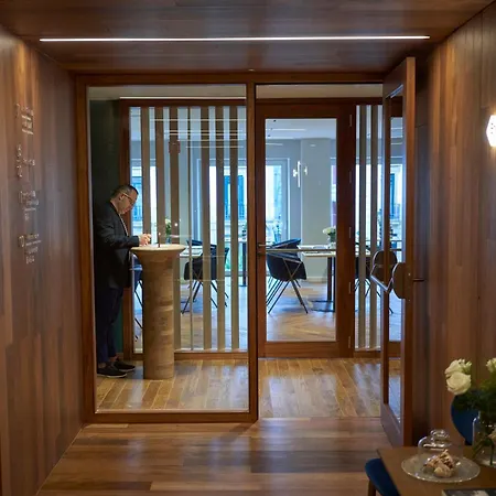 فندق Lasala Plaza - Adults Only