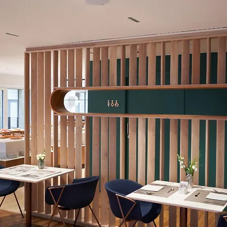 Lasala Plaza - Adults Only Сан-Себастьян