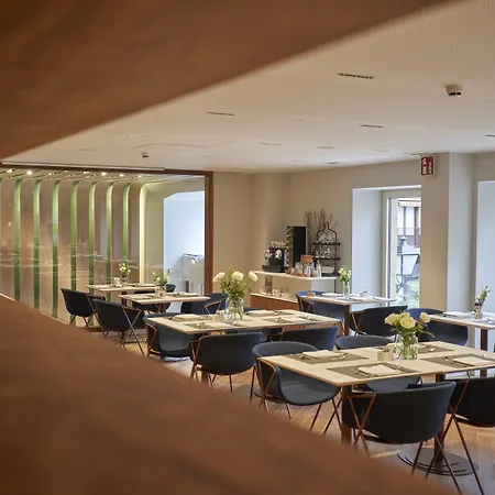 فندق Lasala Plaza - Adults Only