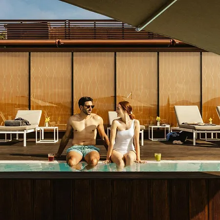 Lasala Plaza - Adults Only Szálloda 4*