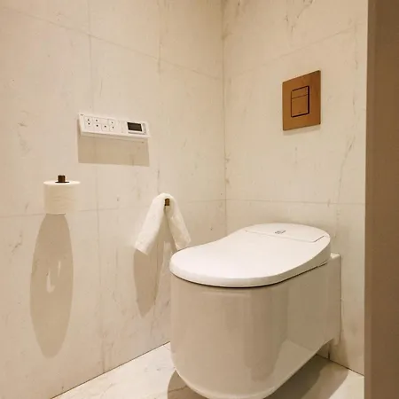 Lasala Plaza - Adults Only 酒店 4*