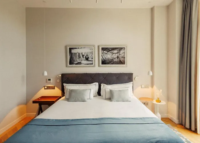 Lasala Plaza - Adults Only 4* Σαν Σεμπαστιάν