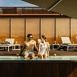 Lasala Plaza - Adults Only ホテル 4*