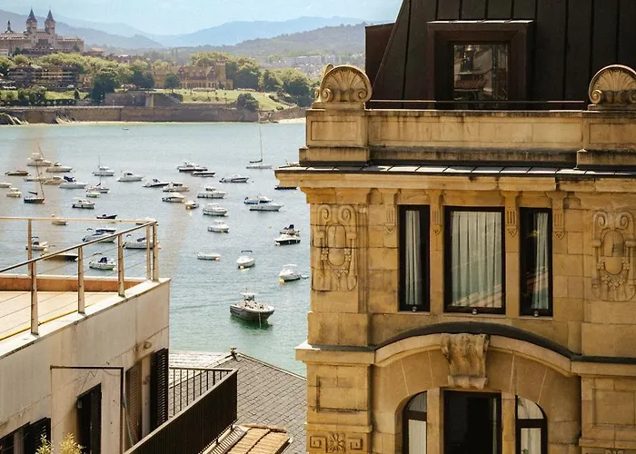 Lasala Plaza - Adults Only Hotel